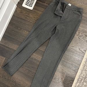 Aritzia - Sunday Best - Freshman Check Pants, size 4